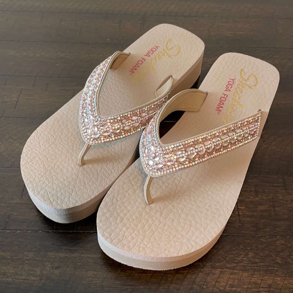 Sketchers Cali Vinyasa Women’s Wedge Sandal